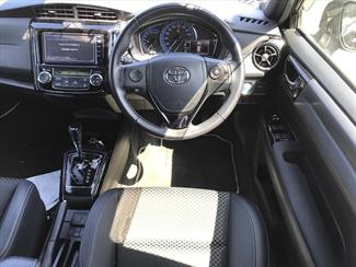 2015 Toyota Corolla - Thumbnail