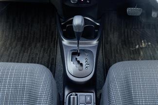 2015 Toyota Vitz - Thumbnail