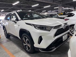 2021 Toyota RAV4 - Thumbnail