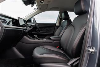 2025 MG Hs - Thumbnail