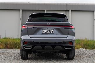 2025 MG Hs - Thumbnail