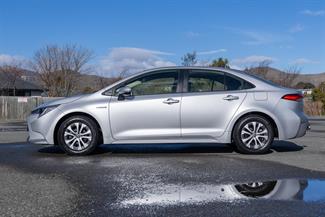 2019 Toyota Corolla - Thumbnail