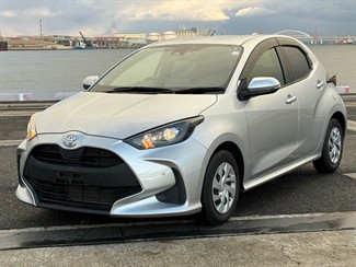 2020 Toyota Yaris - Thumbnail
