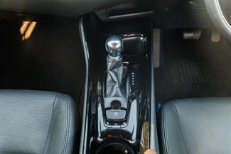 2017 Toyota C-HR - Thumbnail