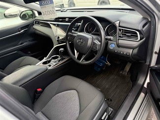 2018 Toyota Camry - Thumbnail