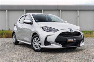 2020 Toyota Yaris - Thumbnail