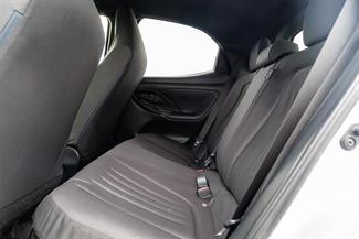 2020 Toyota Yaris - Thumbnail