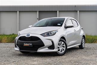 2020 Toyota Yaris - Thumbnail