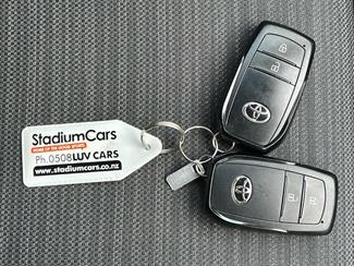 2021 Toyota Yaris - Thumbnail