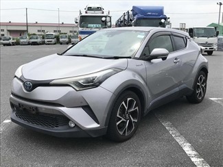 2017 Toyota C-HR - Thumbnail