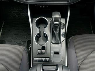 2021 Toyota Highlander - Thumbnail