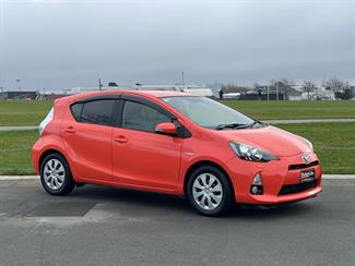 2013 Toyota AQUA - Thumbnail