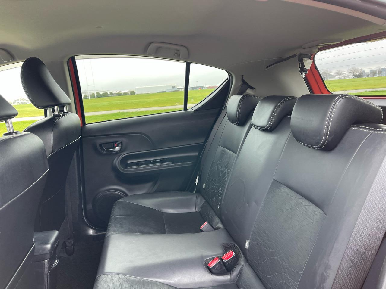 2013 Toyota AQUA