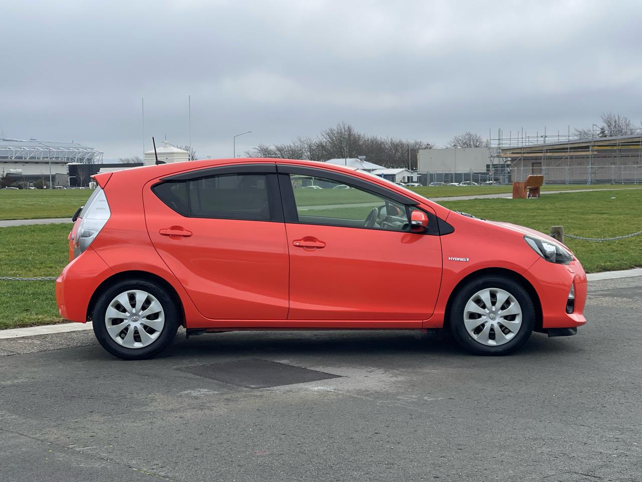 2013 Toyota AQUA