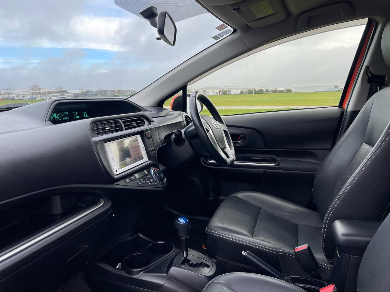 2013 Toyota AQUA