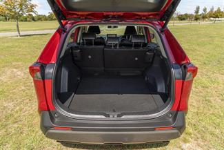 2021 Toyota RAV4 - Thumbnail