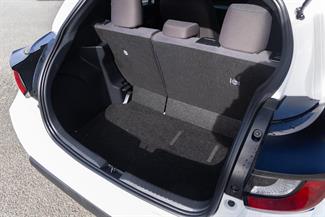2021 Toyota Yaris - Thumbnail