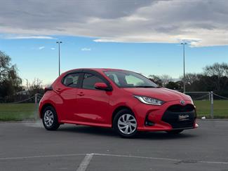 2021 Toyota Yaris - Thumbnail