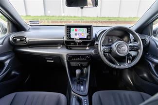 2021 Toyota Yaris - Thumbnail