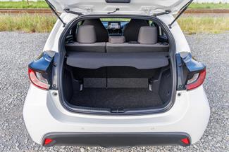 2021 Toyota Yaris - Thumbnail