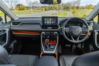 2022 Toyota RAV4 - Thumbnail