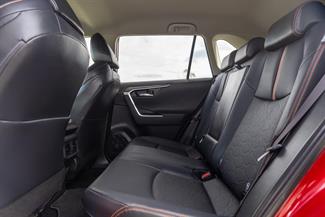2022 Toyota RAV4 - Thumbnail