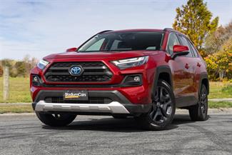 2022 Toyota RAV4 - Thumbnail