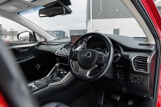 2018 Lexus NX300H - Thumbnail