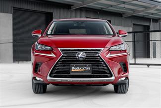 2018 Lexus NX300H - Thumbnail