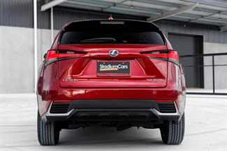 2018 Lexus NX300H - Thumbnail
