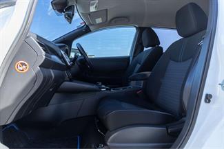 2019 Nissan Leaf - Thumbnail