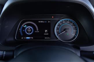 2019 Nissan Leaf - Thumbnail