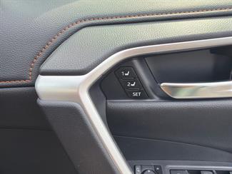 2022 Toyota RAV4 - Thumbnail