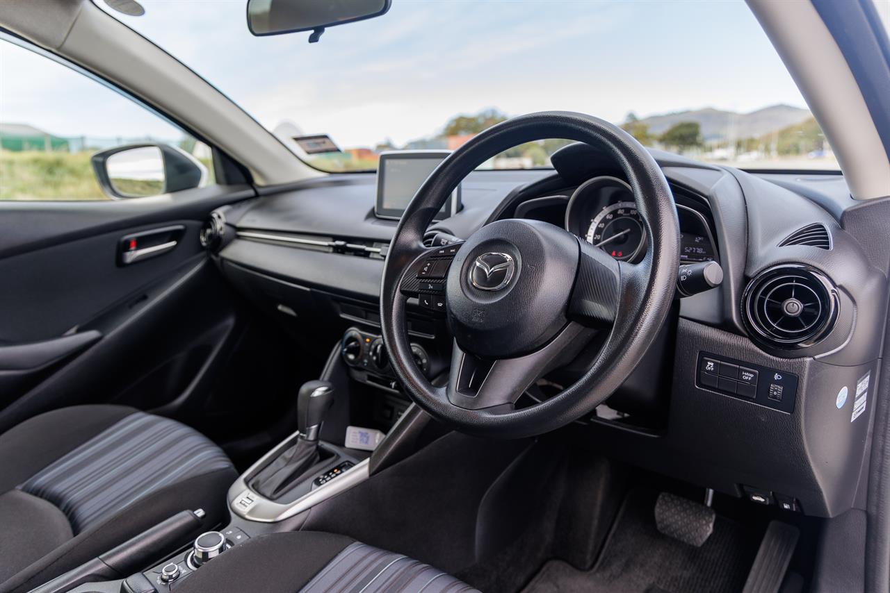 2016 Mazda Demio