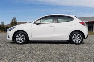 2016 Mazda Demio - Thumbnail