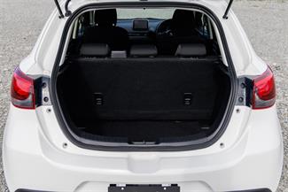 2016 Mazda Demio - Thumbnail