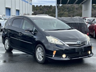 2012 Toyota PRIUS - Thumbnail