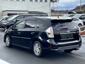 2012 Toyota PRIUS - Thumbnail