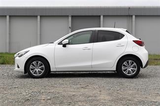 2016 Mazda Demio - Thumbnail