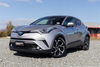 2017 Toyota C-HR - Thumbnail
