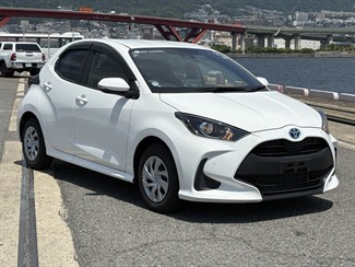 2021 Toyota Yaris - Thumbnail