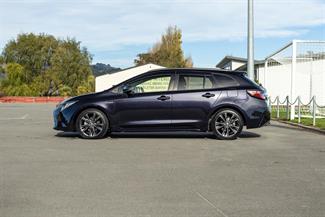 2020 Toyota Corolla - Thumbnail
