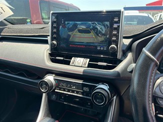 2021 Toyota RAV4 - Thumbnail