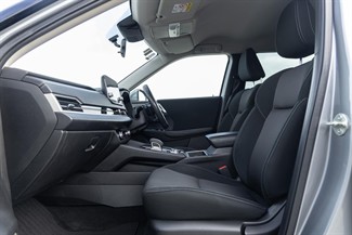 2022 Mitsubishi Outlander - Thumbnail