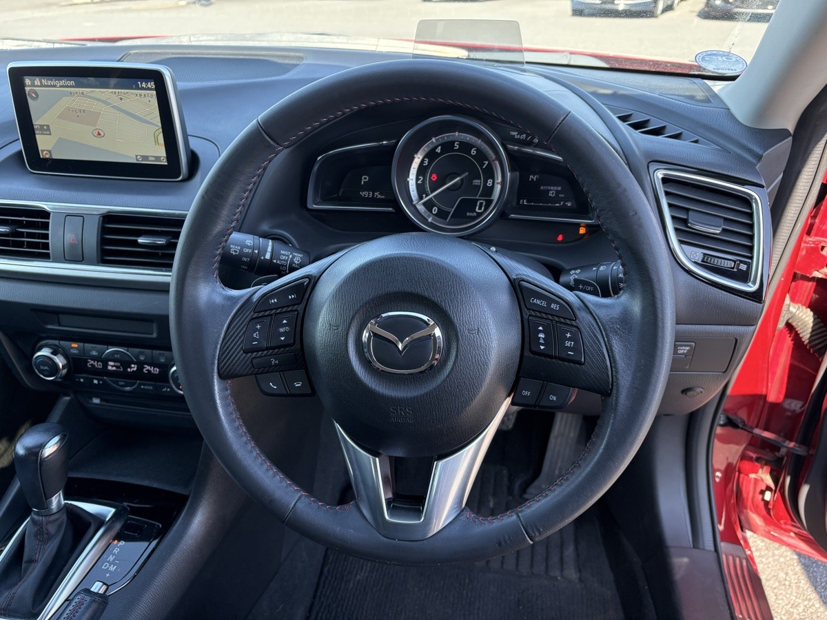2014 Mazda Axela