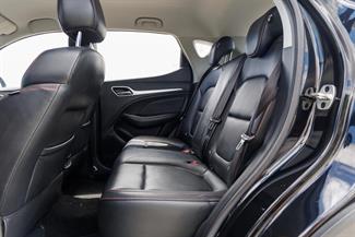 2022 MG Zs - Thumbnail