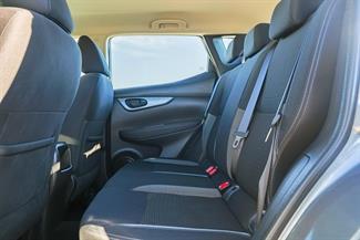 2021 Nissan Qashqai - Thumbnail