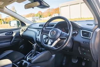 2021 Nissan Qashqai - Thumbnail