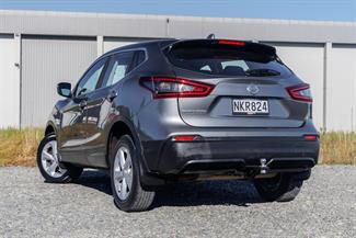 2021 Nissan Qashqai - Thumbnail