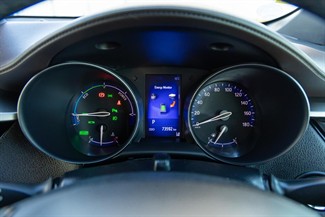 2017 Toyota C-HR - Thumbnail